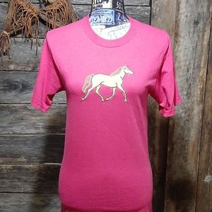 Embroidery pink horse tee